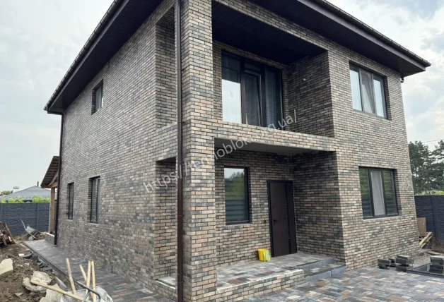 г. Киев. Klinker Brick orange Golden Tile