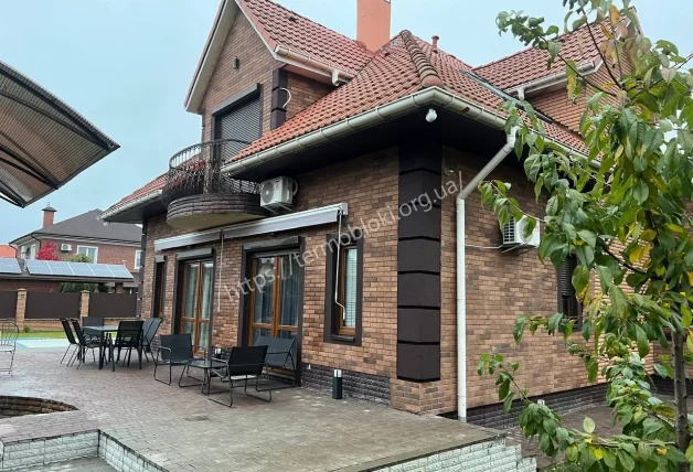 Киев. Плитка Seven Tones orange Golden Tile